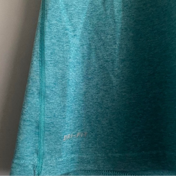 Nike Short Sleeve Top - Picture 3 of 3